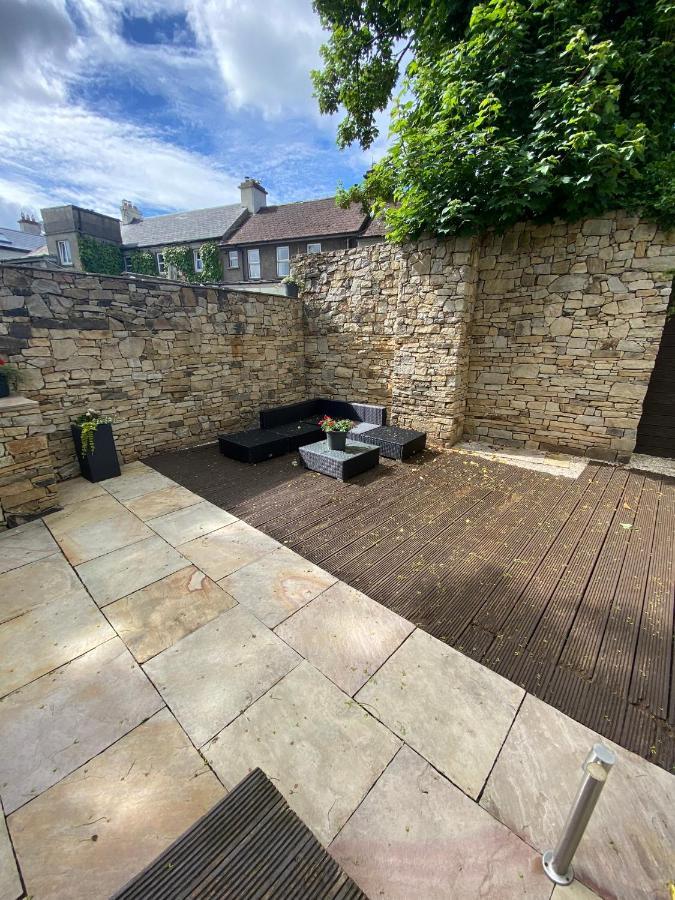 Town Villa With Charming Garden, Bbq Area & Sleeps 6 Cashel  Exterior foto