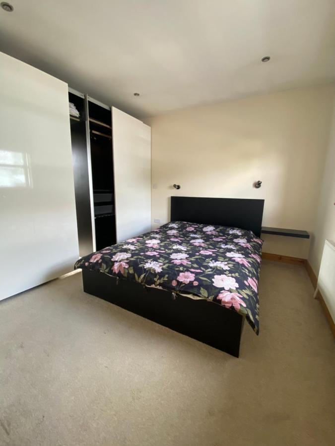 Town Villa With Charming Garden, Bbq Area & Sleeps 6 Cashel  Exterior foto
